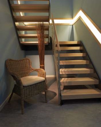 Podesttreppen Aus Holz Mit Stahl Oder Glas Elementen Arcus Treppen