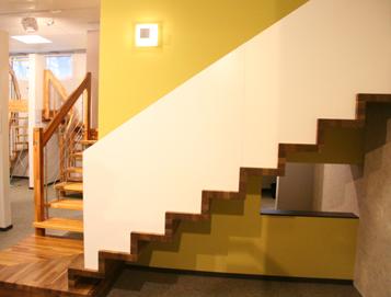 Besuchen Sie uns in unserem Treppenstudio in Essen-Rüttenscheid. Hier warten viele schöne Treppenmodelle auf Sie 
